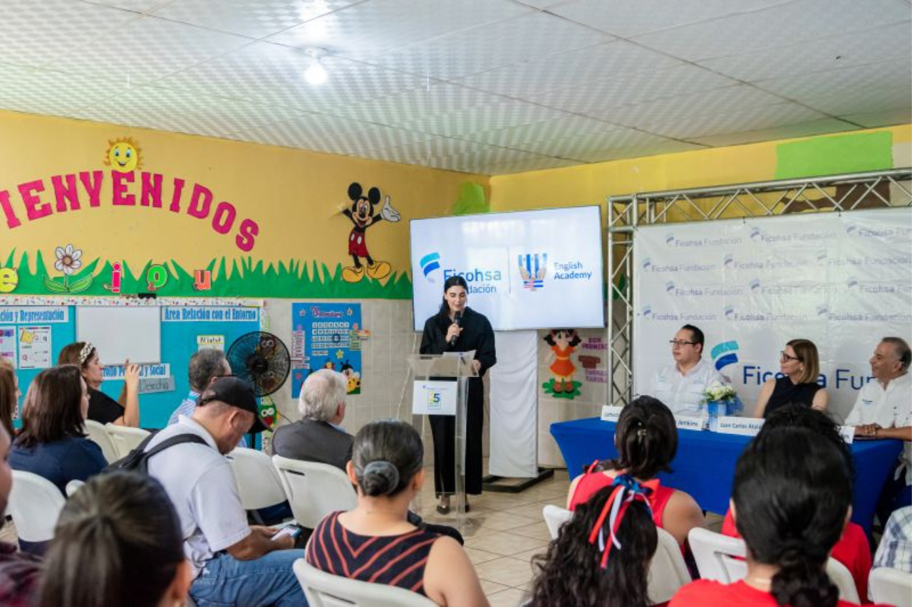 Camilo Atala: 25 años de la Fundación Ficohsa al servicio de la educación